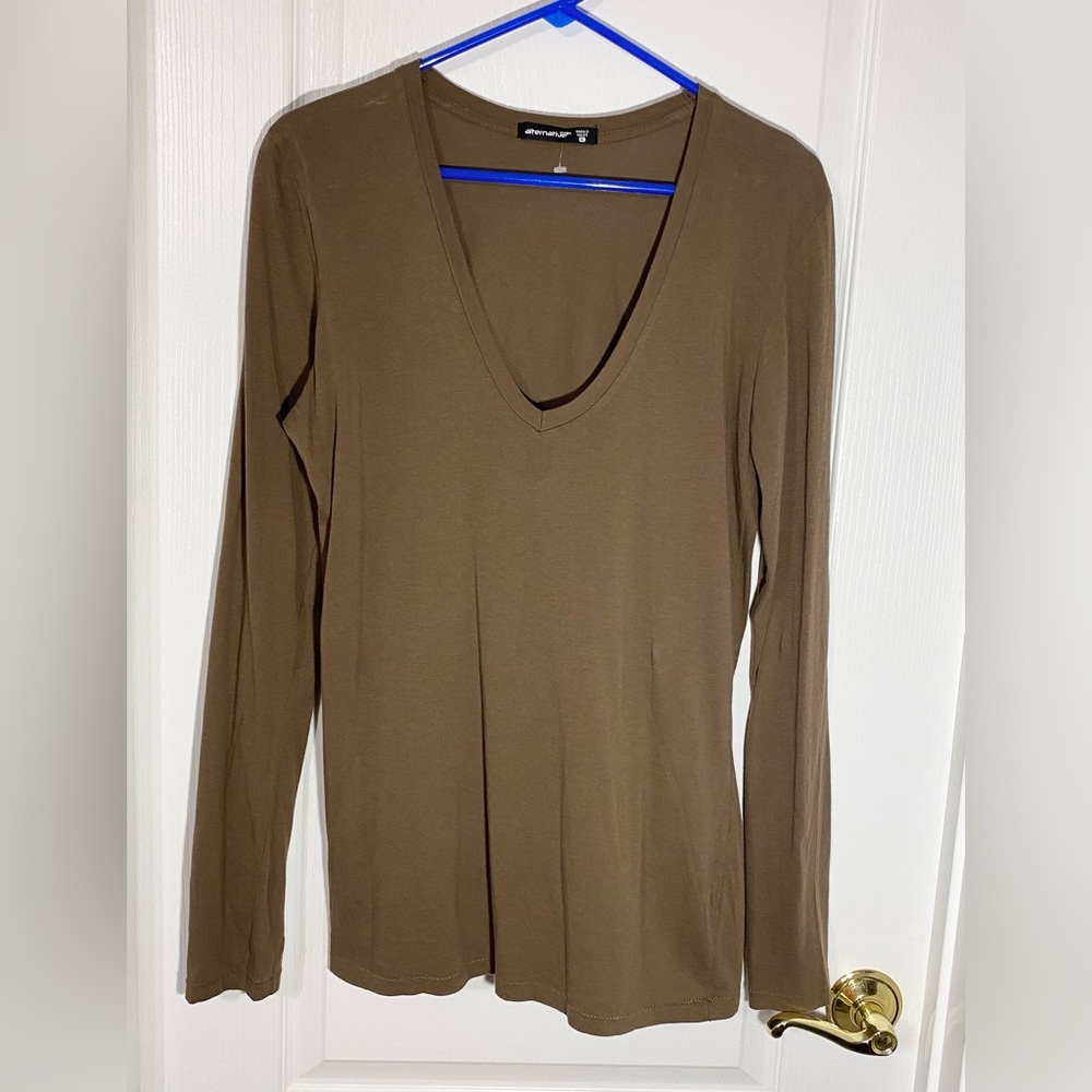 NEW Alternative Egyptian Cotton V Neck Long Sleeve Tee Brown XL
